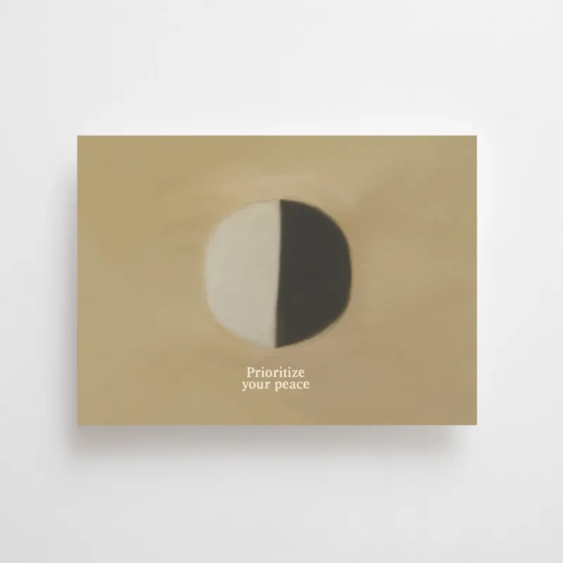 Prioritize Your Peace - postkort / Anna Cosma