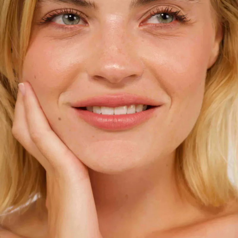 Økologisk Mattyfing BB-Cream, Light 30ml / Charlotte Bio 