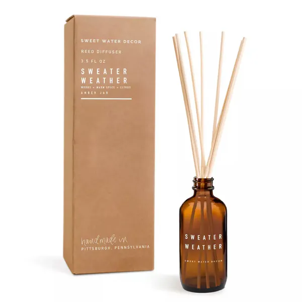 Bilde av Duftpinner Sweater Weather 104ml, brunt glass / Sweet Water Deco