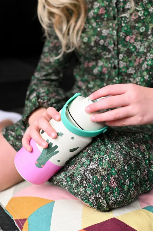 Isolert drikkeflaske i stål, Dancing Hearts / The Cotton Cloud