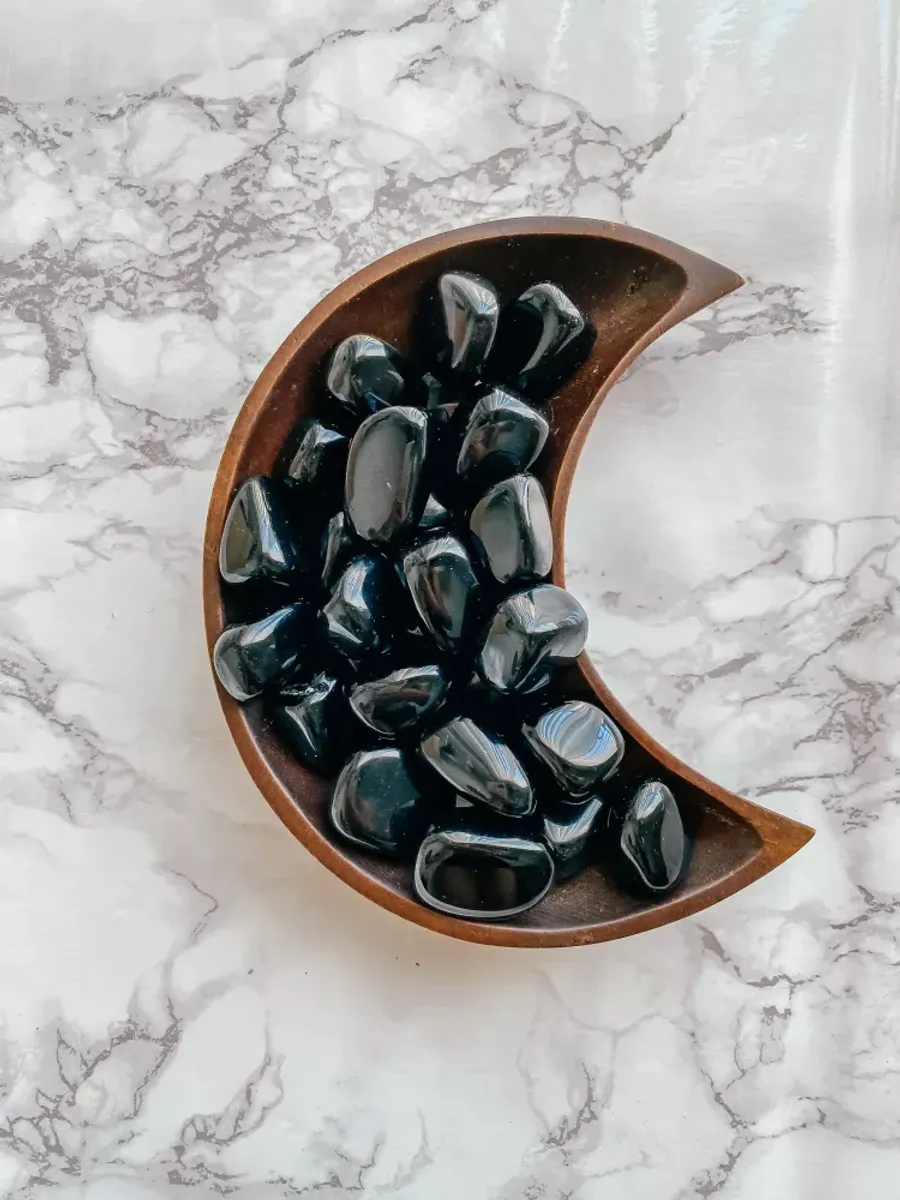 Sort Obsidian / Peach and Pixie