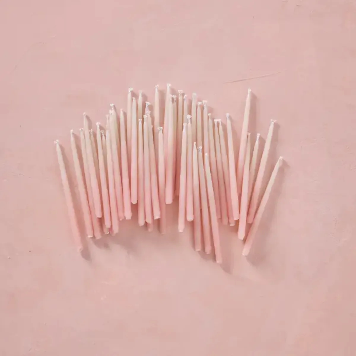 12 stk korte kakelys i bivoks, rosa / Knot & Bow